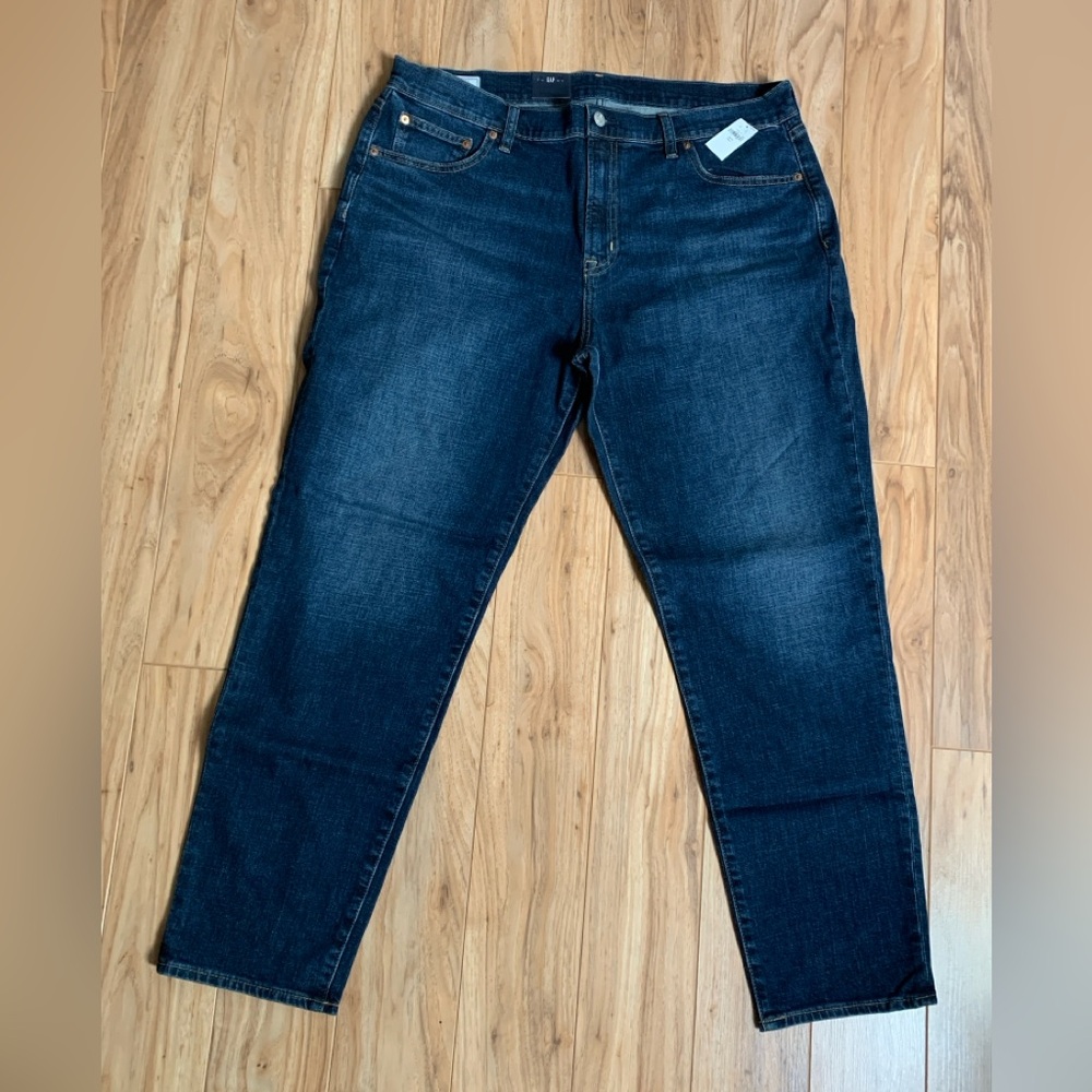 GAP / Mid Rise Girlfriend Jeans / 33/16T